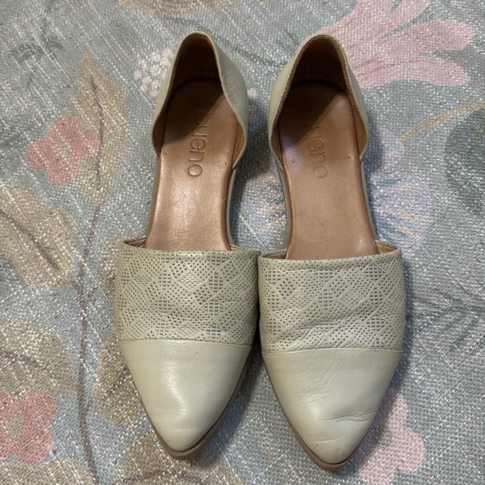 Bella Shoe by Bueno size 38
